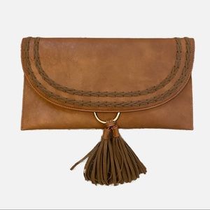 Lulus Tan Tassel Clutch with Attachable Gold Chain Strap